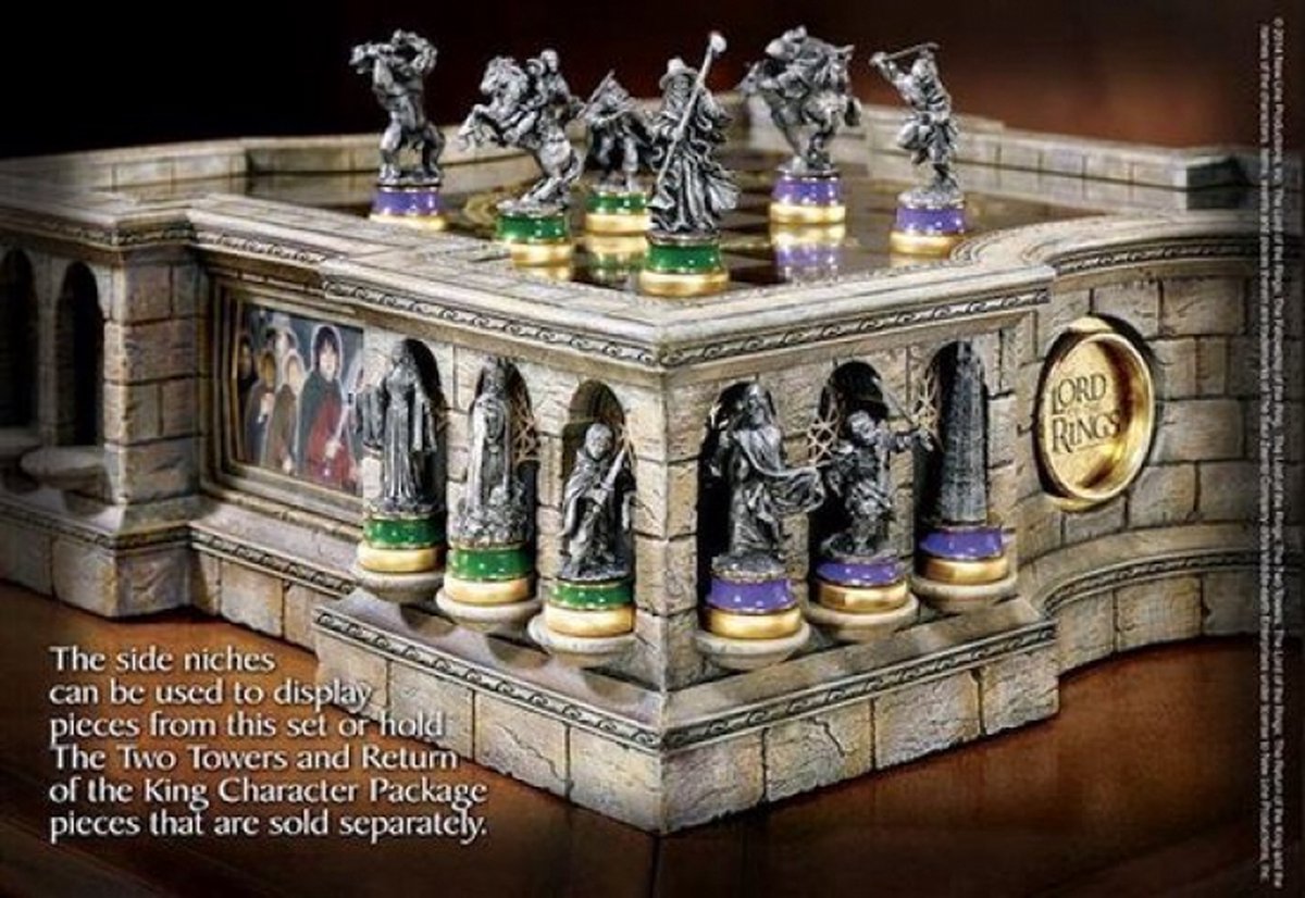 The noble collection lord of the rings schaakspel