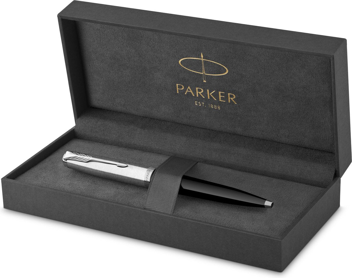 Parker 51-balpen | zwarte behuizing met chromen afwerking | medium punt met zwarte inktvulling | cadeauverpakking