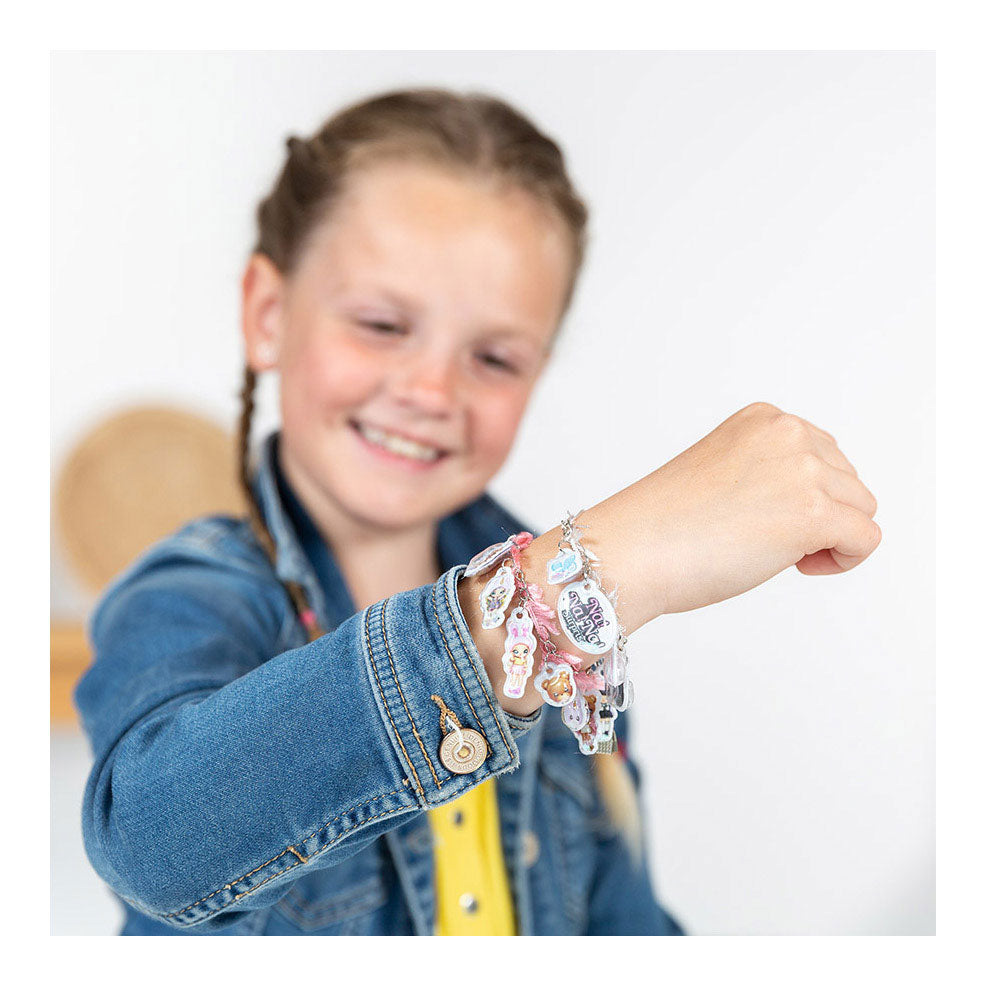 Totum na!na!na! surprise charm bracelets