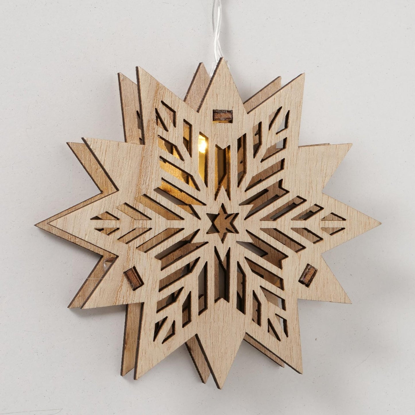 Boltze home lichtsnoer harstad led met 10 houten sterren l100cm met timer werkt op batterij 2xaa ( niet inbegrepen )