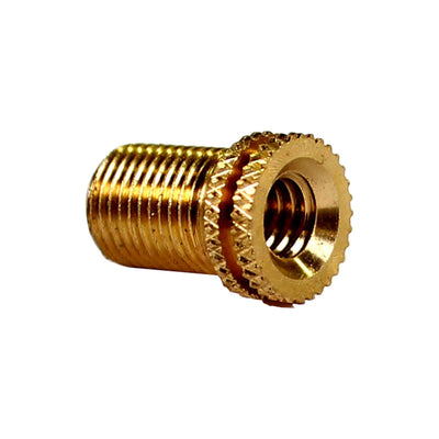 Verloopnippel contra fiets auto