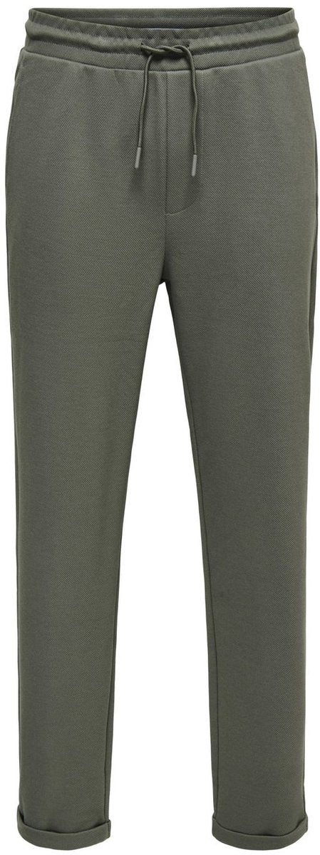 5715908033597