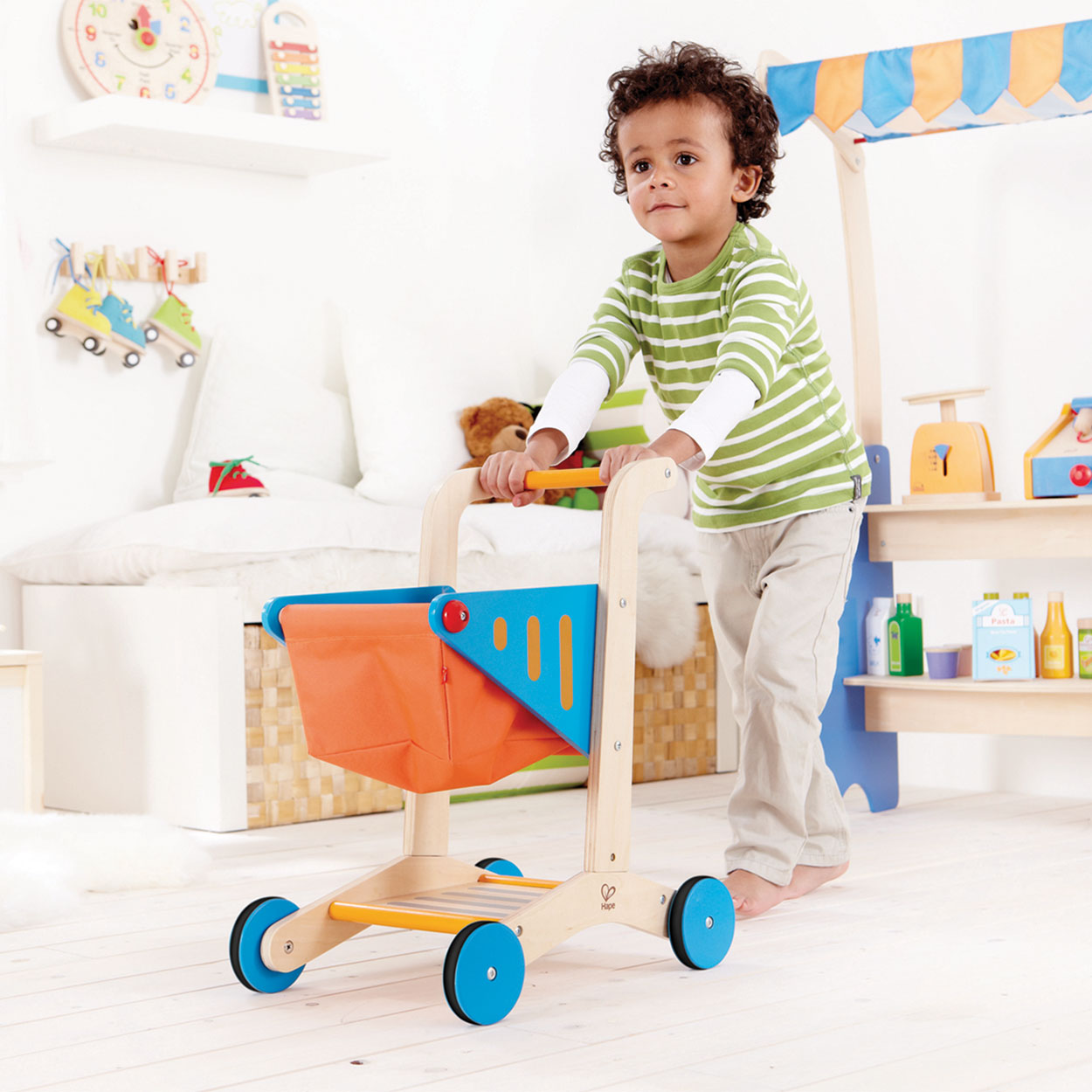 Hape houten winkelwagen