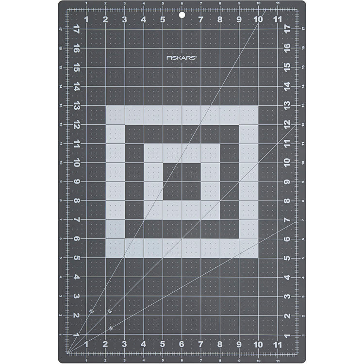 Https: www.cchobby.nl fiskars-snijmat-a3-afm-30x45-cm-1-stuk