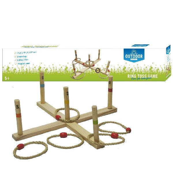 Outdoor play ringwerpspel