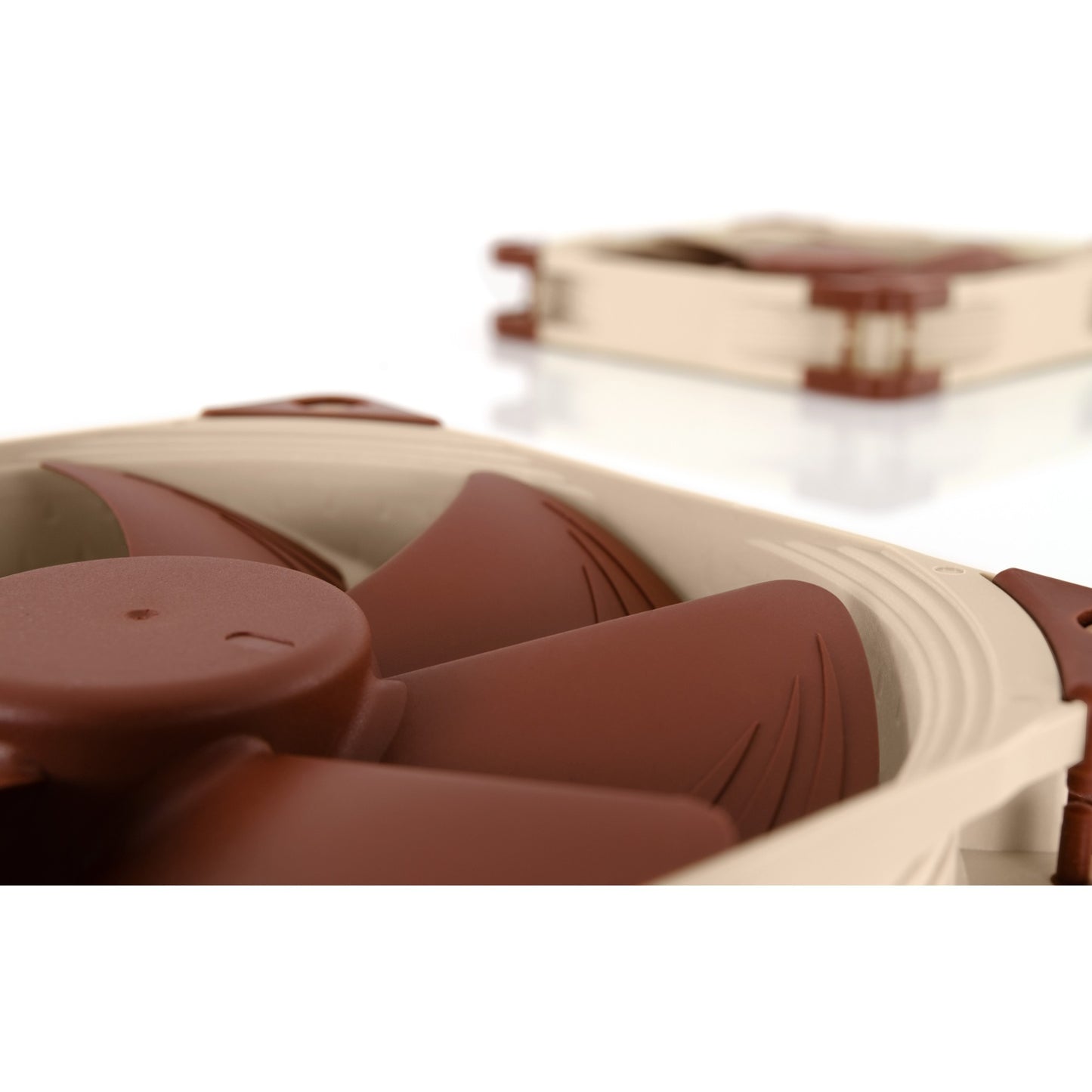 Noctua NF-A14 5V PWM