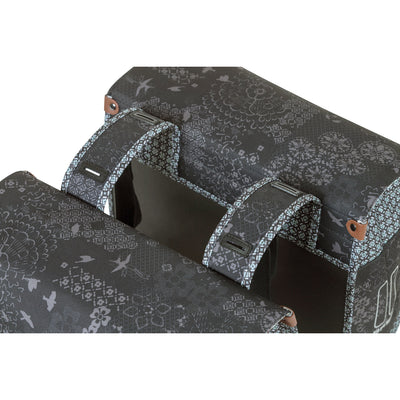 Basil Bohème Dubbele Fietstas - Zwart - 35L - Waterafstotend - Kunstleren Details