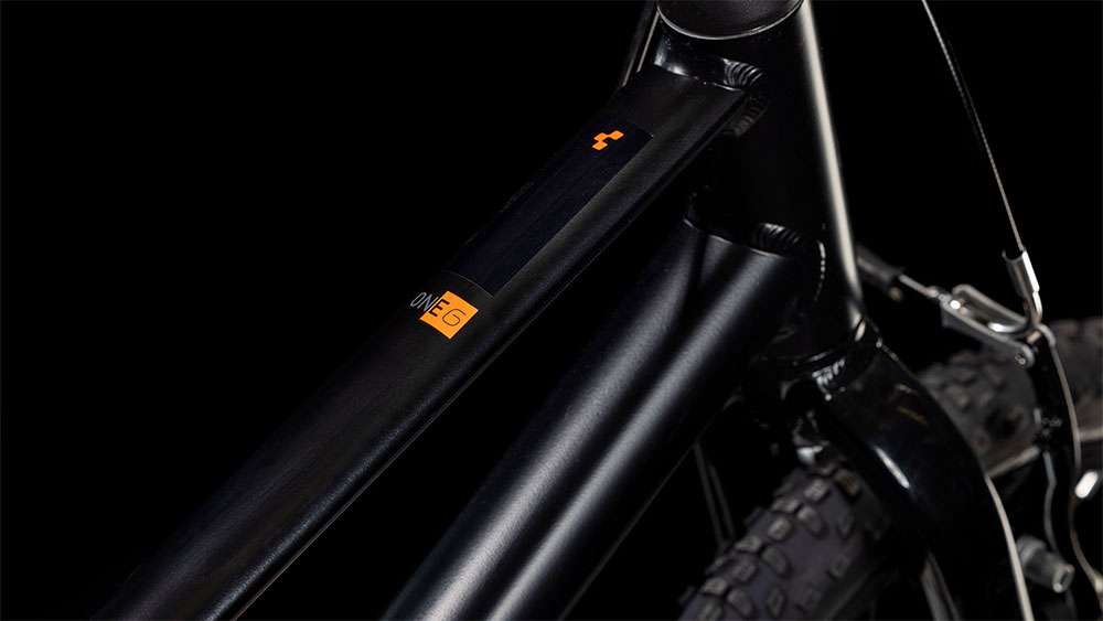 Cube numove 160 black´n´orange