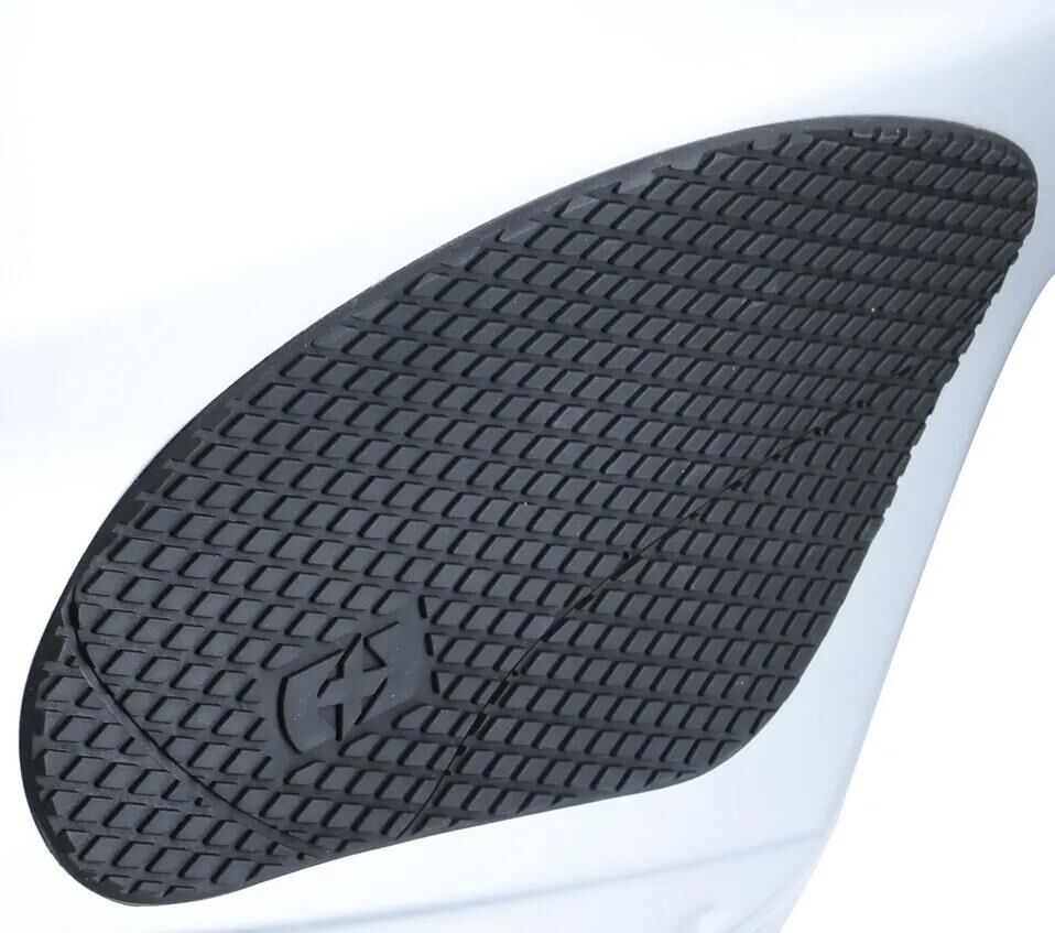 Oxford tankpads gripper tank pads silicone black on the side
