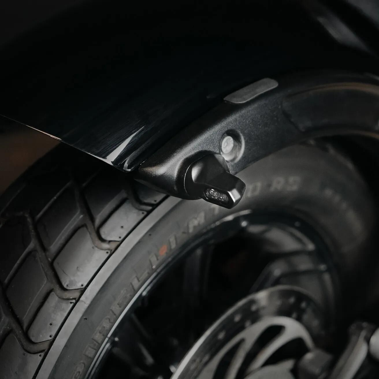Motoism richtingaanwijzer scout bobber spirit mini turn signal position ligh spirit mini indian