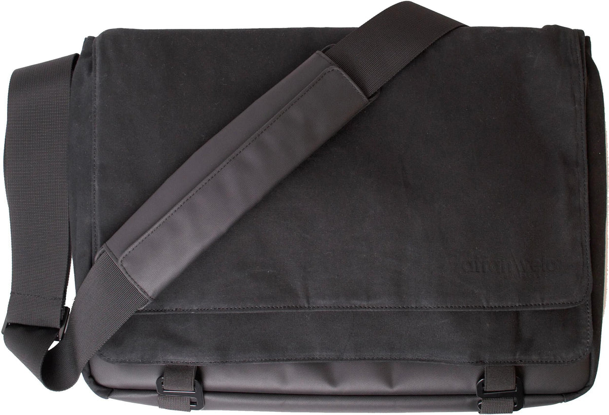 Atranvelo documenten- schooltas metro 15 avs off. school bag metro 15 avs black