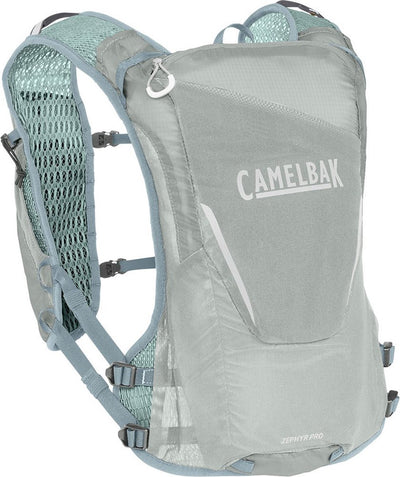 Camelbak zephyr vest voor heren - one size - ultralicht materiaal - ruimte voor 2 flexibele 500 ml flessen - reflecterend - 8 vakken - hardloopvest - drinkhouder - drinkzak - grijs met turquoise