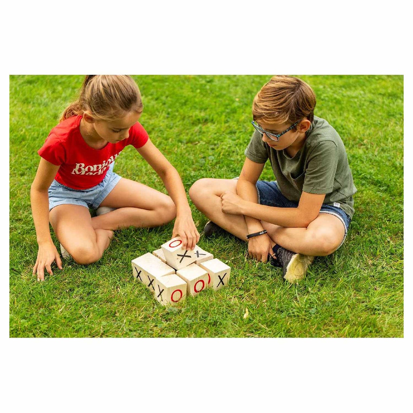 Outdoor play boter kaas en eieren