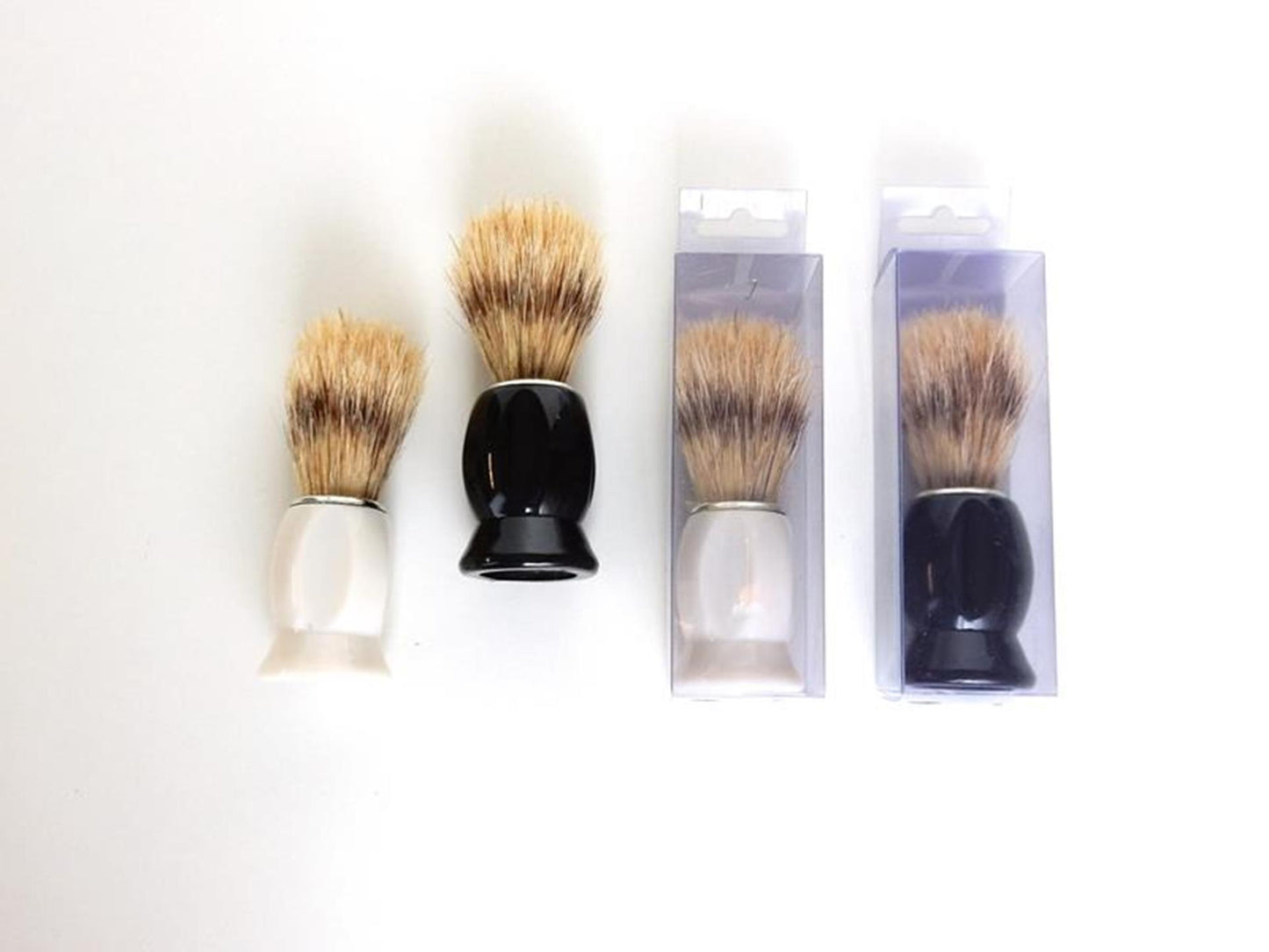 Scheerkwast 11cm zwart wit in blisterdoos