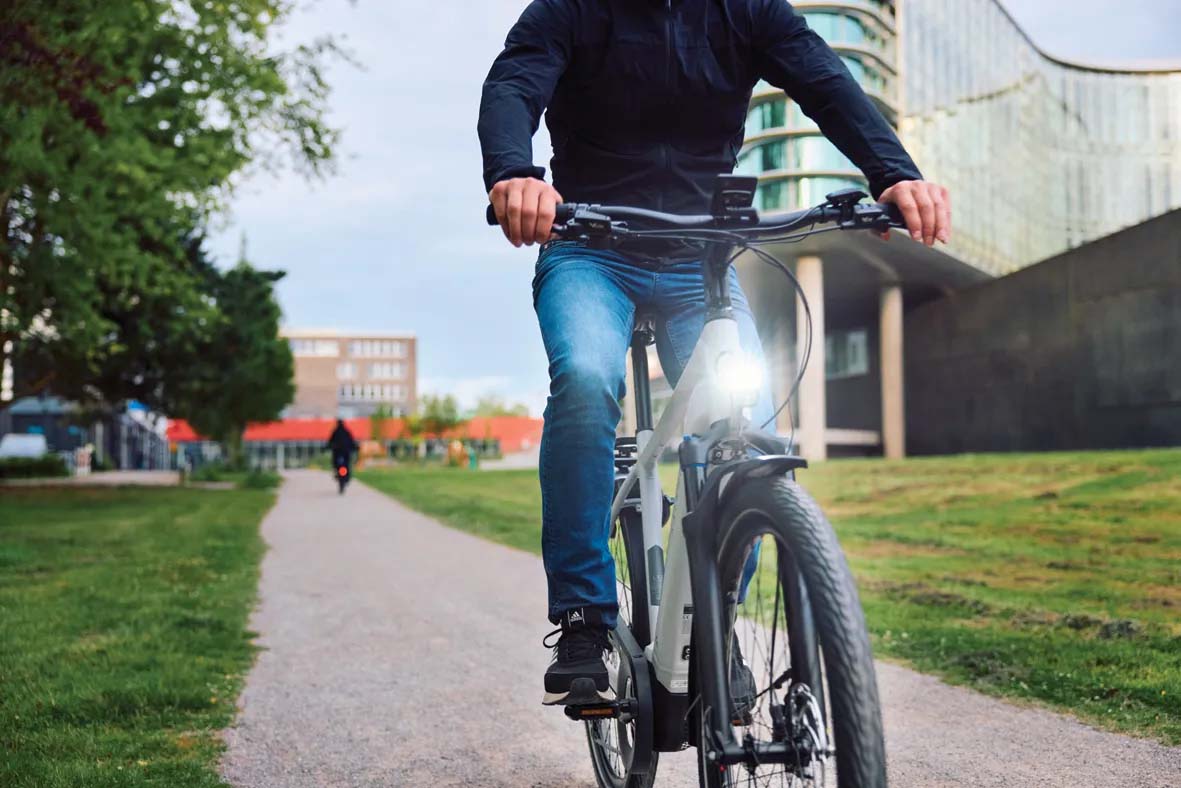 Trelock koplamp Lighthammer LS 805-T ZL 410 dynamo 60 lux