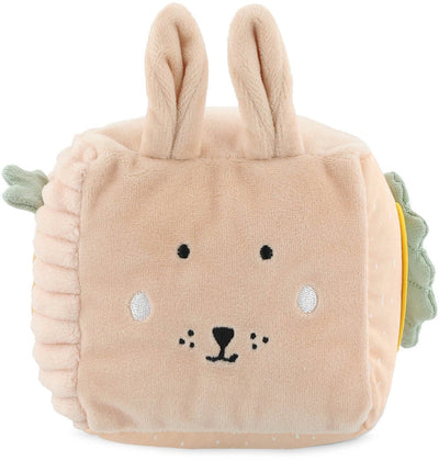 Trixie activiteitenkubus mrs. rabbit - sensorisch babyspeelgoed - activiteitenblok met verschillende texturen vanaf 6 maanden