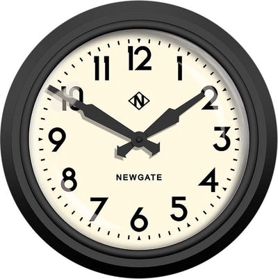 Newgate electric - wandklok - zwart en creme