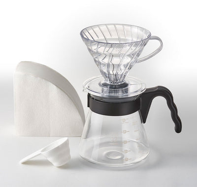 Hario v60 set (inclusief dripper (kunststof), server (glas), filters en maatschepje)