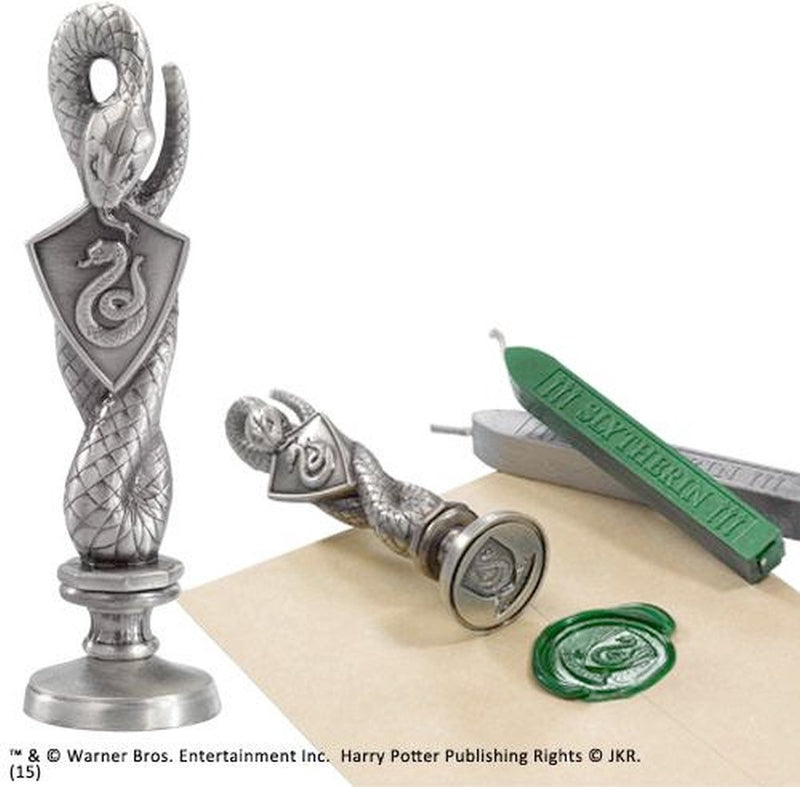 The noble collection harry potter stempel slytherin 10 cm zilverkleurig