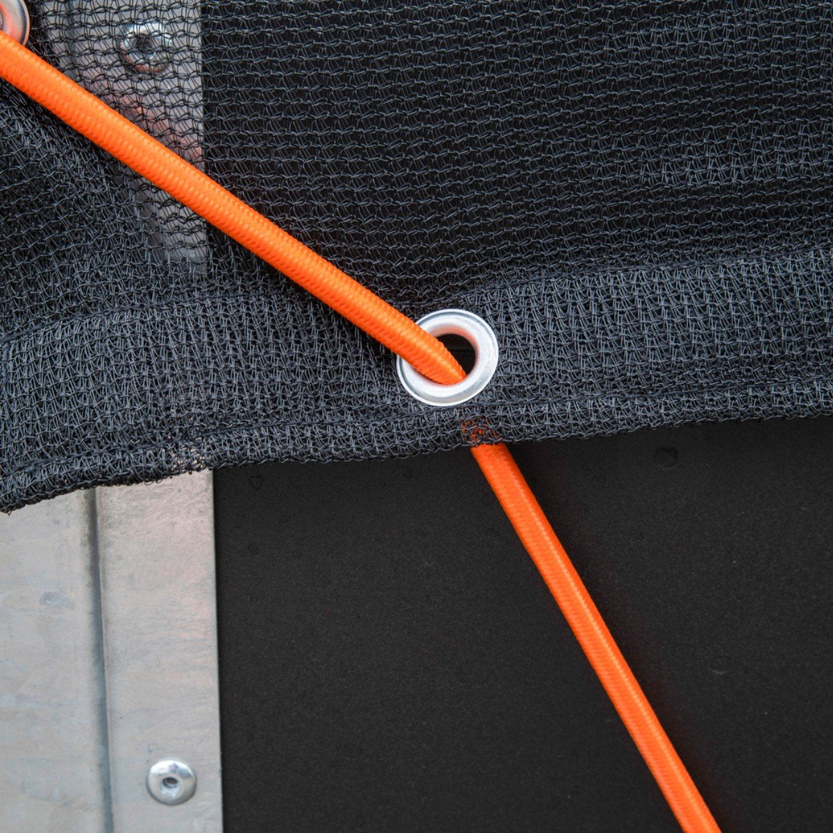 Black+decker aanhangwagennet - 2 x 3 m - rekbaar elastiek 8mm - in opbergtas - zwart