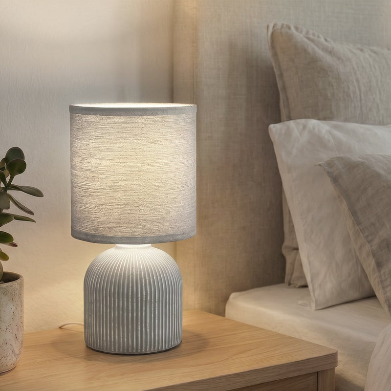 Briloner ino - tafellamp slaakamer - met stoffen kap keramiek voet - bedlamp - tafellampje - ø15cm x 28 cm - grijs