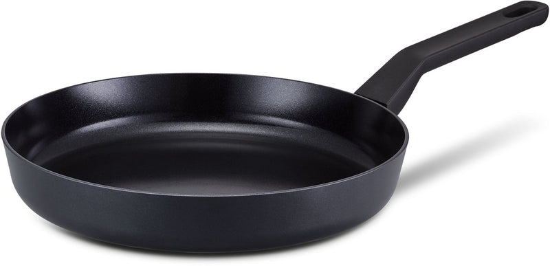 Brabantia onyx r ns koekenpan. ø 20cm – 100% pfas vrij – inductie geschikt- 100% gerecycled lichtgewicht aluminium- hittewerende ergonomische greep- keramische coating – anti aanbaklaag – zwart