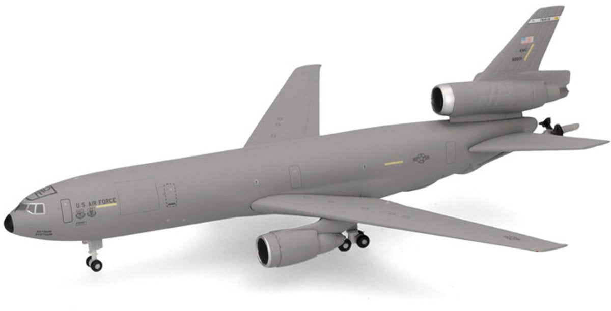 Herpa mcdonnell douglas kc-10 e. u.s. af 60th air m. wing travis