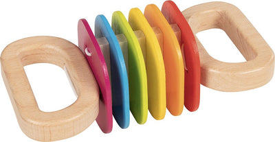 Goki regenboog rammelaar. 1+
