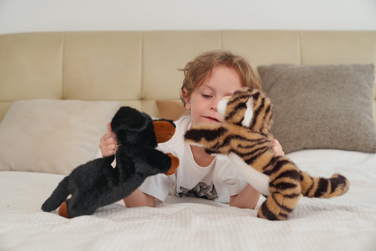 One love knuffel - teckel pumpkin - 40cm - zwart en wit - 0 jaar