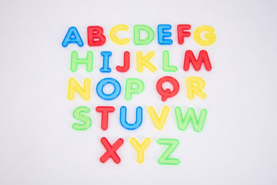 Tickit ® doorschijnende letters hoofdletters.