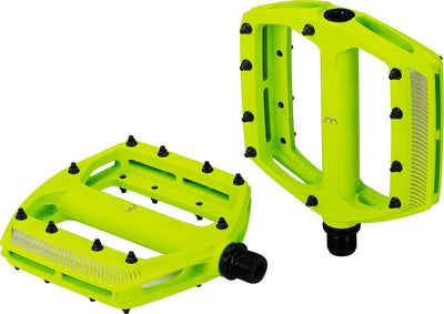 Bbb cycling fietspedalen mountainbike - aluminium - geschikt voor e-bike - anti slip pedalen mtb - flat pedals - fiets trappers - coolride neon geel - bpd-36