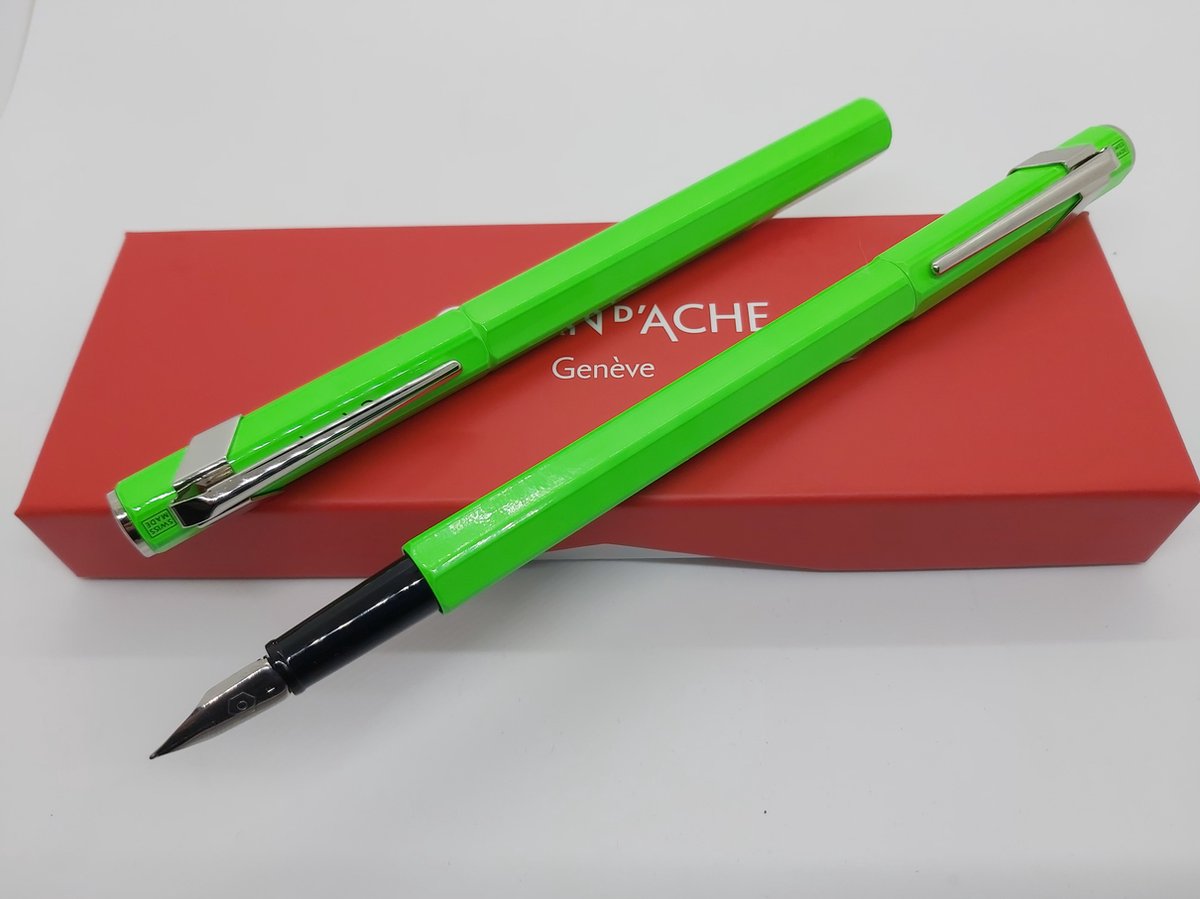 Caran d'ache vulpen 849 fluo line groen