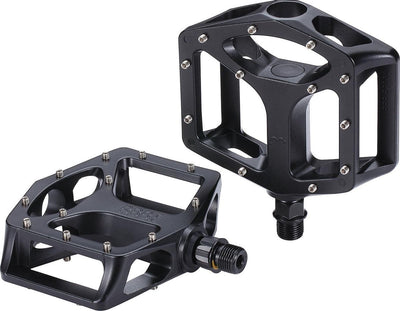 Bbb cycling mountainhigh set fietspedalen mtb - platformpedalen - antislip mountainbike pedalen - mat zwart - trappers fiets - flat pedals - bpd-32