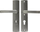 Axa veiligheidsbeslag (curve plus) inox geslepen: kruk-kruk (model blok) pc72 met kerntrekbeveiliging skg***