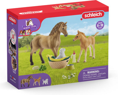 Schleich horse club speelfigurenset - sarah zorgt voor de jonge dieren - kinderspeelgoed voor jongens en meisjes - 5 tot 12 jaar - 9 onderdelen - 42432