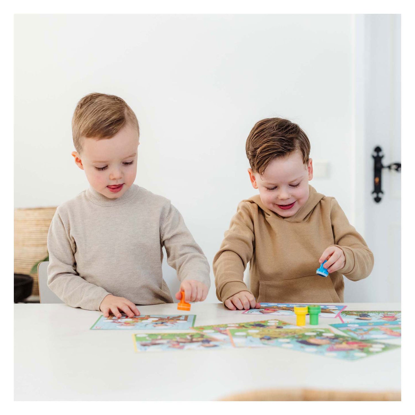 Bambolino toys fien en teun educatieve stempelset 14-delig | 2 stuks