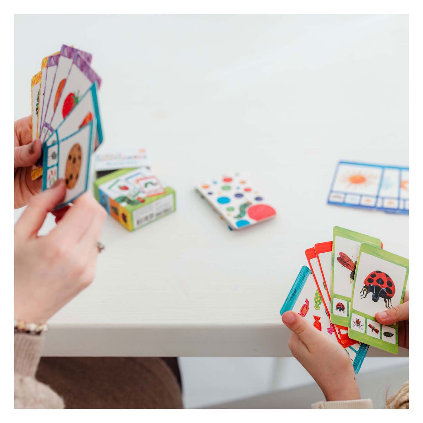 Bambolino rupsje nooitgenoeg kwartet - educatief spel cadeautip vakantie - 32 kaarten, 8 kwartetten - vanaf 3 jaar - toys