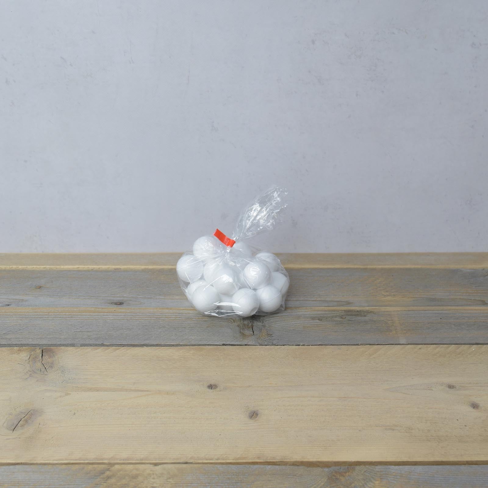Vaessen creative • piepschuim bal ø3cm