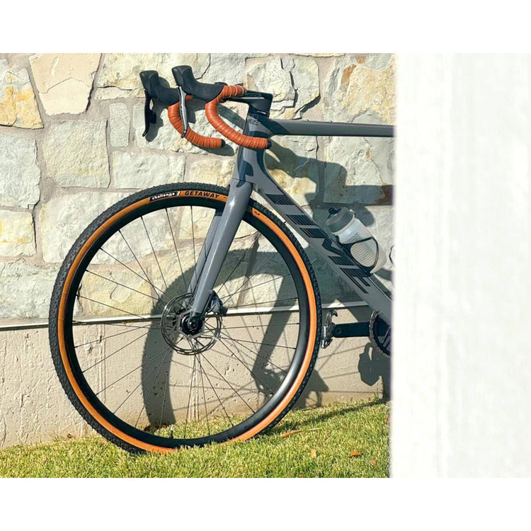 Challenge - getaway race tlr 700x40c zwart bruin