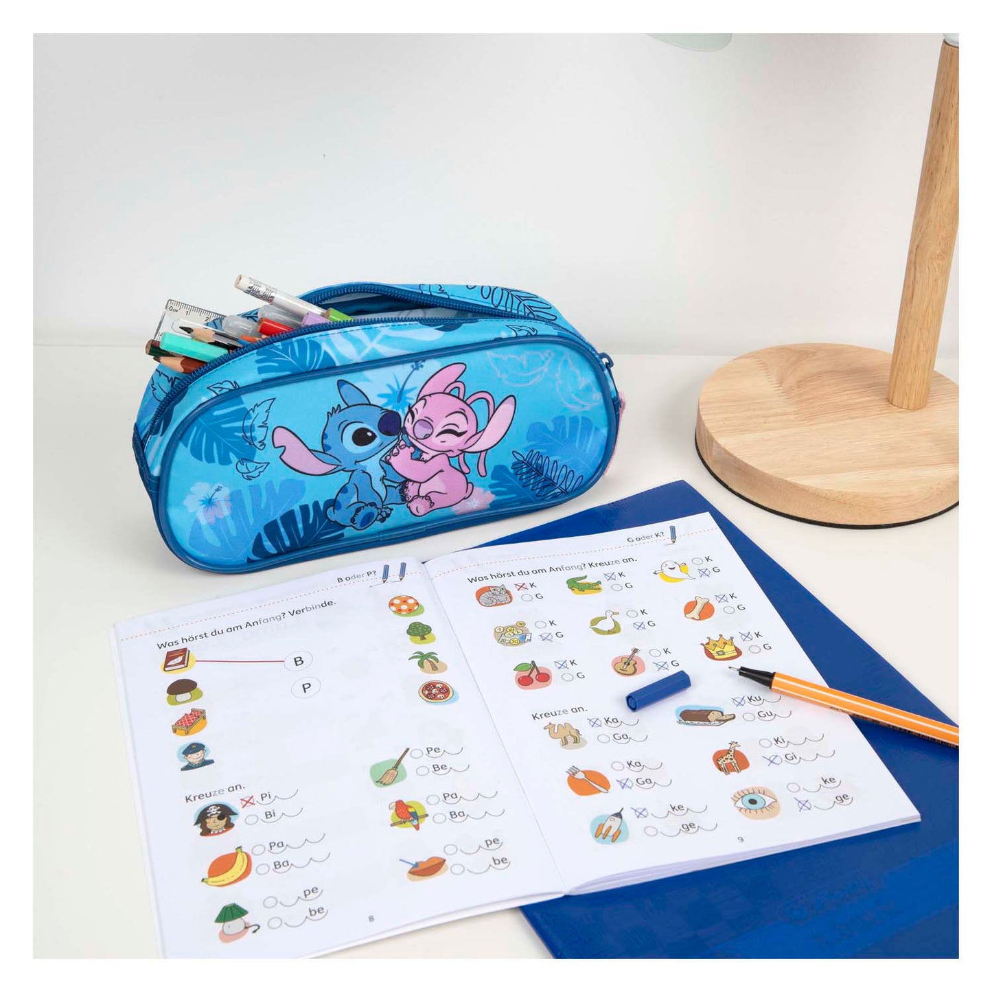 Undercover stitch etui
