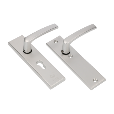 Ami veiligheidsbeslag 193*50 buiten profielcilinder 55 binnen blind + deurkruk 332 f1 deurdikte 38 42 mm - 821236