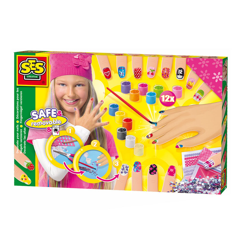 Ses nagels versieren