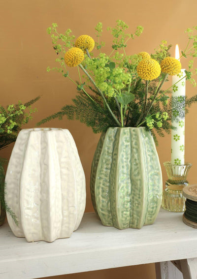 Ideas 4 seasons carambola vaas ø11,5 x h.15 cm 2 ass creme groen keramiek