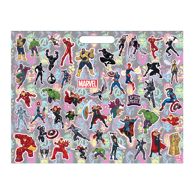 Tekenblok avengers met stickers en 3 krijtjes, 40 vellen
