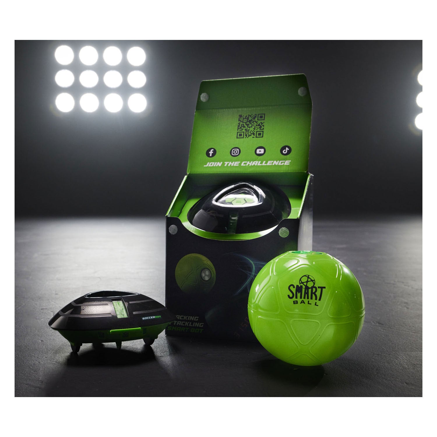 Gear2play smartball soccerbot voetbalspel