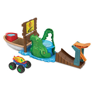 Hot wheels maat swamp chomp playset