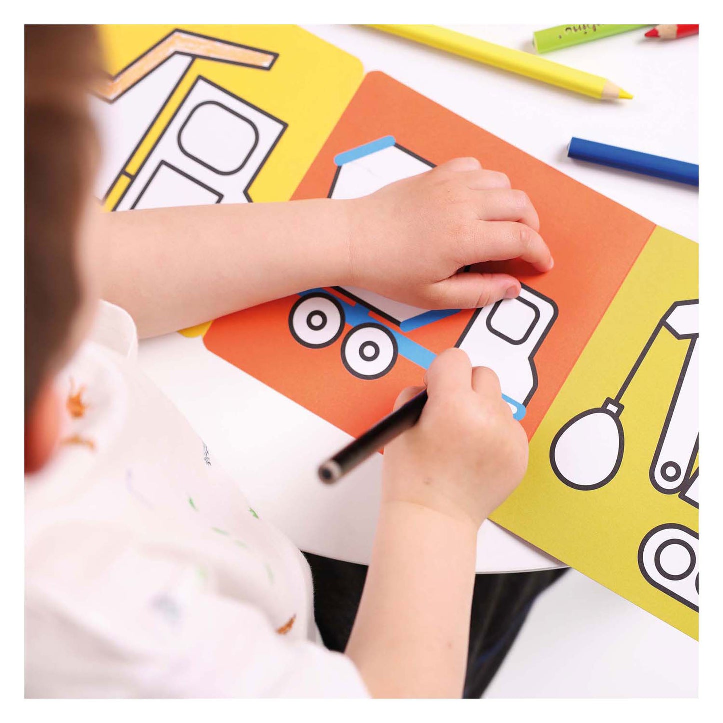 Banana panda - kleurboekje klaar om voertuigen te tekenen