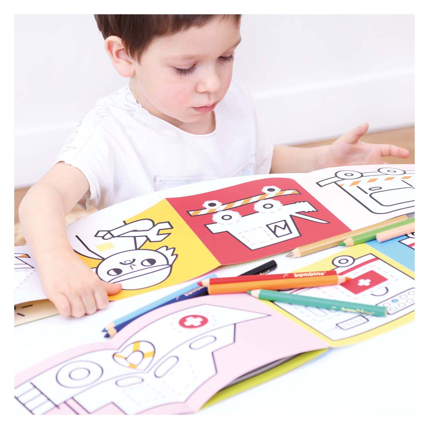 Banana panda - kleurboekje klaar om werkvoertuigen te tekenen