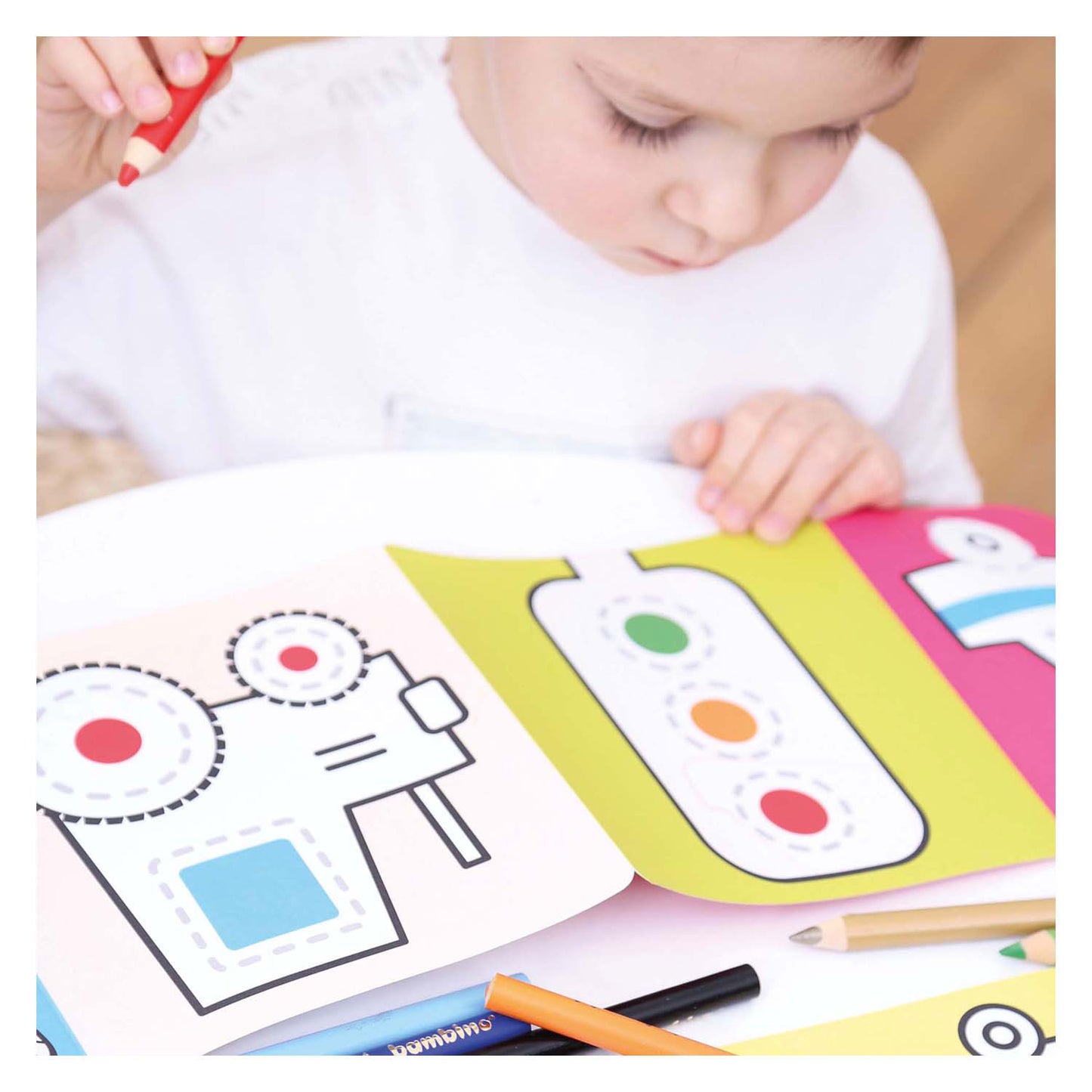 Banana panda - kleurboekje klaar om werkvoertuigen te tekenen