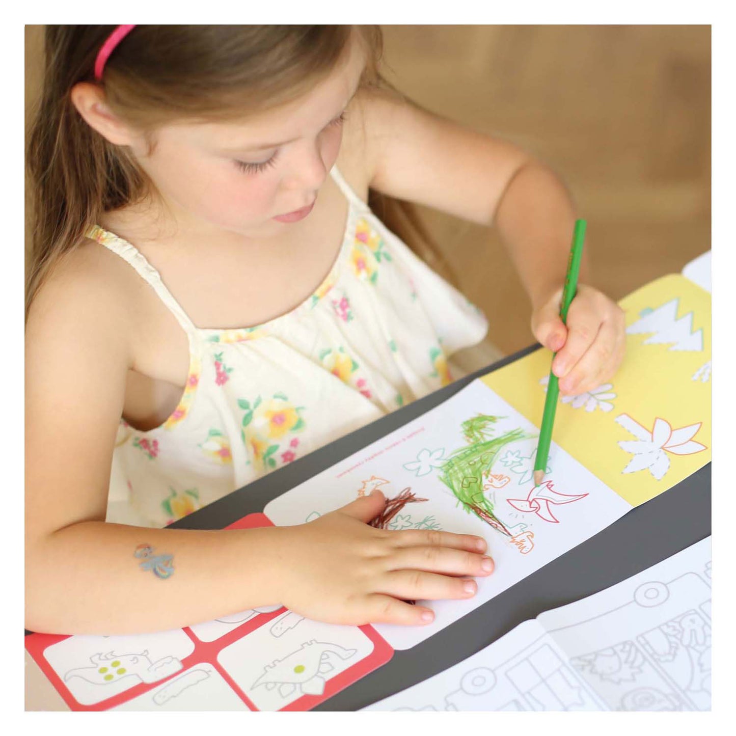 Banana panda - kleurboekje ik hou van kleurplaten met dinosaurussen